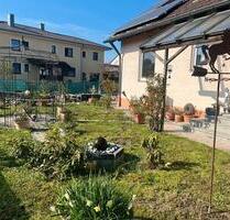 2 Familienhaus in schöner Lage - 580.000,00&nbsp;EUR Kaufpreis, ca.&nbsp; 190,00&nbsp;m&sup2; in Burgheim (PLZ: 86666)