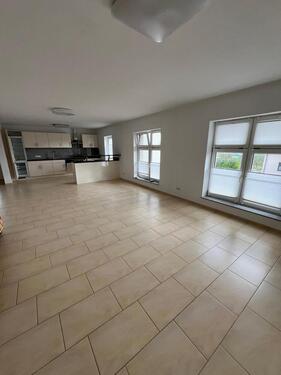 Foto - Geräumige 3 Zimmer Wohnung in ruhige Lage