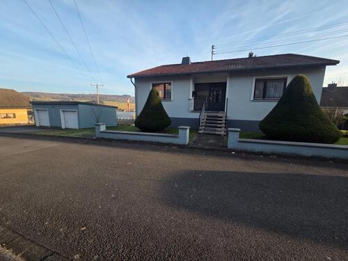 Foto - Gepflegtes Einfamilienhaus in Rothenbach mit Doppel Garage