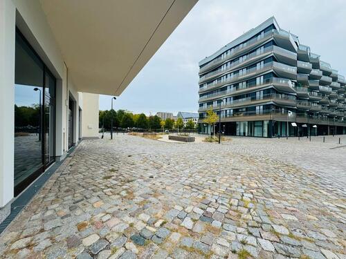 Foto - Ruhige und zentrale Gewerbefläche am Wasser – im noblen Neubauquartier unweit vom Hauptbahnhof
