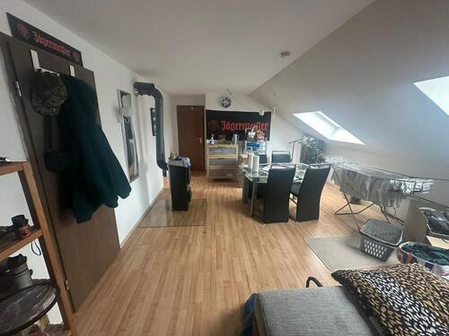 Foto - Etagenwohnung zur Miete in Waldbüttelbrunn