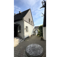 DHH mit großem Garten, Garage & Baugenehmigung (Anbau auf 138m²) - Bochum Bochum-Mitte