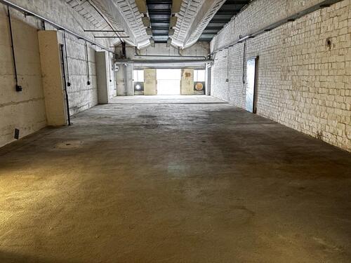 Foto - 60m² - 90m² Lagerraum Proberaum Atelier mieten im 1. OG Gewerbe