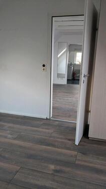 Foto - 2 Zimmer Dachgeschoßwohnung zur Miete in Stuttgart