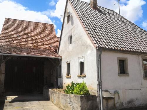 Foto - Älteres Anwesen - 25.000,00&nbsp;EUR Kaufpreis, ca.&nbsp; 65,00&nbsp;m&sup2;