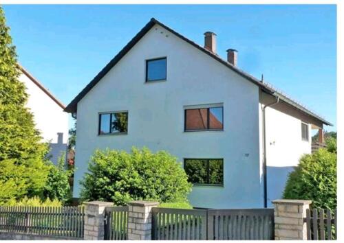 Foto - Großzügige Einfamilienhaus - 500.000,00&nbsp;EUR Kaufpreis, ca.&nbsp; 207,00&nbsp;m&sup2;
