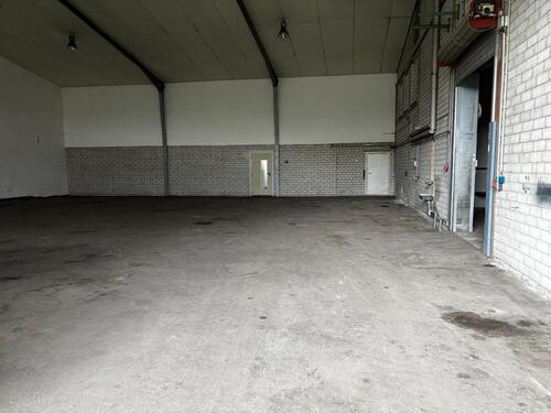 Foto - Gewerbehalle zu Vermieten - 5.000,00 EUR Kaltmiete,