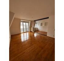 Gemütliche 2 Zimmer Dachgeschosswohnung - Rosenheim Aising