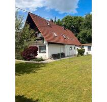 Einfamilienhaus in bester Lage - 850.000,00&nbsp;EUR Kaufpreis, ca.&nbsp; 125,00&nbsp;m&sup2; in Fürstenfeldbruck (PLZ: 82256)