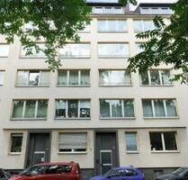 Frisch renovierte 2-Zimmer-Wohnung mit Balkon in begehrter Lage – Nähe Rhein & Hofgarten - Düsseldorf Pempelfort