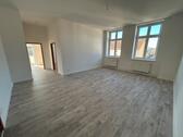 Foto - Schnell sein! Helle 3-Zimmer-Wohnung mit Balkon frisch renoviert!