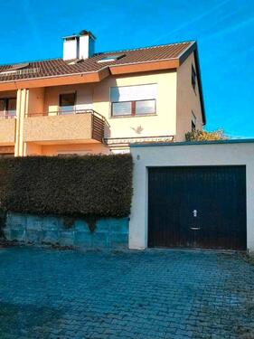 Foto - 6 Zimmer Doppelhaushälfte in Leonberg