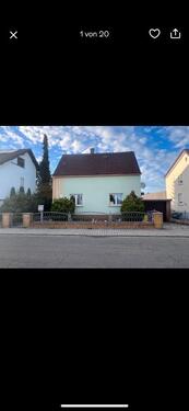 Foto - Haus zu verkaufen mit Garten und Garage