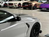 Foto - Halle Garage für Sportwagen und Oldtimer