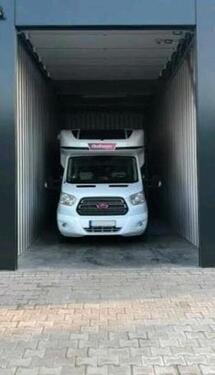 Foto - Halle Garage Stellplatz Wohnmobil Lager Auto Langenselbold