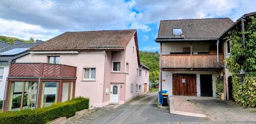 Foto - Wohnhaus mit Scheune von privat zu verkaufen