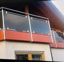 Ich biete eine 2 Zimmer Wohnung mit Balkon. - Freudenberg