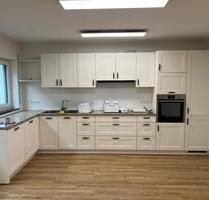 2 Zi.-Wohnung 64m² | Neubau, EBK, Stellplatz, separate Terrasse | - Rimpar