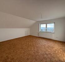 Neu sanierte 4-Zimmer-Wohnung in Hahnbach zu vermieten