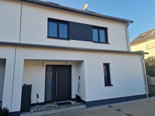 Foto - Neuwertige Doppelhaushälfte in bester Lage von Röthenbach