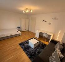 Drei helle Zimmer in Frauen‐WG verfügbar - Kehl