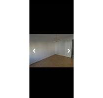 WG Zimmer nahe SBahn - 625,00&nbsp;EUR Kaltmiete, ca.&nbsp; 26,00&nbsp;m&sup2; in Fürstenfeldbruck (PLZ: 82256)