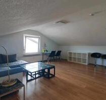 2 Zimmer Wohnung frei - 800,00&nbsp;EUR Kaltmiete, ca.&nbsp; 50,00&nbsp;m&sup2; in Ludwigsburg (PLZ: 71642) Hoheneck