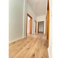 ***ERSTBEZUG NACH SANIERUNG – FAMILIEN AUFGEPASST*** Sehr helle 3-Zimmer-Wohnung - Lüdenscheid Othlinghausen