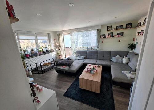 Foto - Kernsanierte 4 Zimmer Wohnung in Köngen