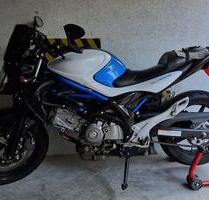 Motorrad Stellplatz in Garage - 30,00 EUR Miete, in Melsdorf (PLZ: 24109)