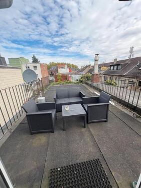 Foto - ☀️ Traumhafte 2-Zimmer-DG-Wohnung mit riesiger 40 m² Dachterrasse & Einbauküche – Krefeld-Zentrum