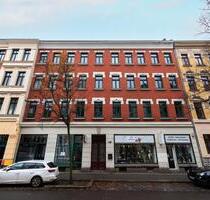 Stilvolle 4-Raum-Wohnung mit Balkon in Leipzig-Stötteritz
