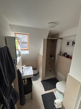 Foto - Helle 3-Zimmer-Wohnung mit ausgebautem Dachboden