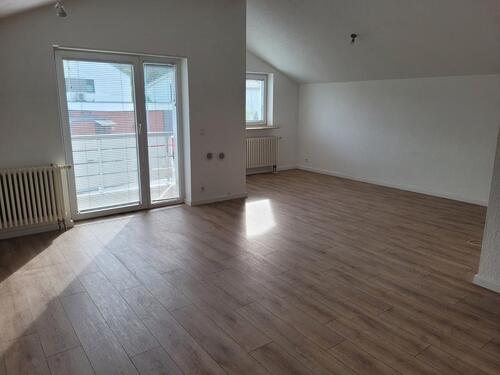 Foto - Schöne 2‑Zimmer‑Dachgeschosswhg ca, 60 m² in 63517 Rodenbach