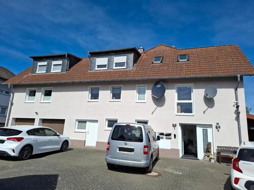 Foto - Mehrfamilienhaus mit drei abgeschlossenen Wohneinheiten