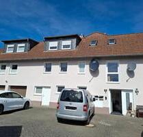 Mehrfamilienhaus mit drei abgeschlossenen Wohneinheiten - Ebsdorfergrund