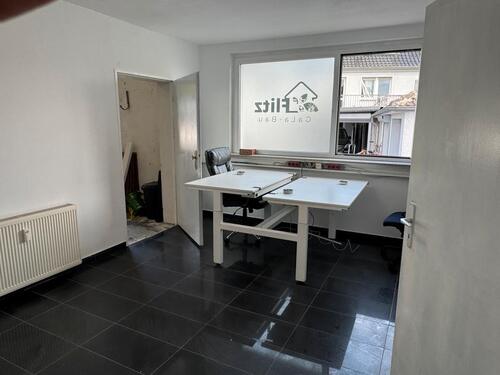 Foto - Büro mit Halle in Essen Rüttenscheid
