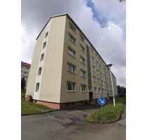 3 Raum Wohnung in Werdau Ost - 353,00&nbsp;EUR Kaltmiete, ca.&nbsp; 66,65&nbsp;m&sup2; in Werdau (PLZ: 08412)