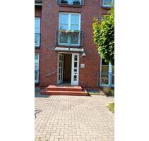 Freundliche 1-Raumwohnung mit Balkon zu vermieten - Güstrow