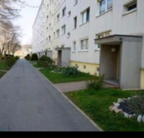 Vermietete Etagenwohnung 5OG - 45.199,00&nbsp;EUR Kaufpreis, ca.&nbsp; 68,50&nbsp;m&sup2; in Mülsen (PLZ: 08132)