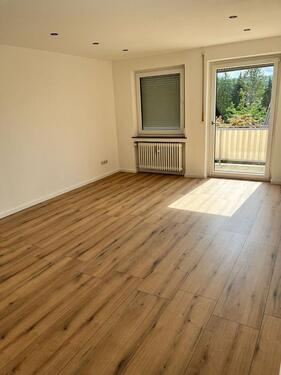 Foto - Schöne 4-Zimmer-Wohnung im 2. OG in ruhiger Lage