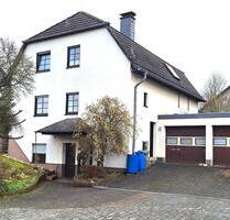 Gepflegtes EFH mit Doppelgarage und weitläufigem Garten - Simmern/Hunsrück