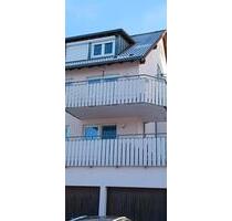 Attraktive 4 Zimmer Wohnung mit Balkon, Garage und Keller - Mulfingen