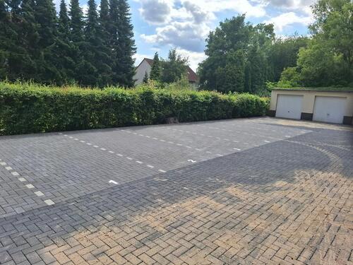 Foto - Motorrad- u. PKW Stellplätze in Altenessen RahmstrPhilippstr