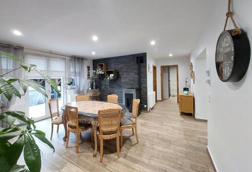 Foto - 8 Zimmer Einfamilienhaus zum Kaufen in Saarbrücken