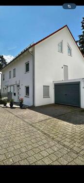 Foto - Von Privat DHH mit Garten,Garage und Stellplatz in Worzeldorf