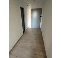 Vermiete 3-Zi-Wohung RosenheimStadtmitte (hell gut geschnitten) - Kolbermoor