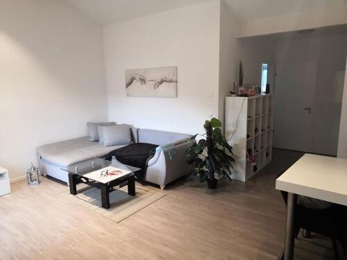 Foto - 2-Zi.-DG-Wohnung mit Balkon 