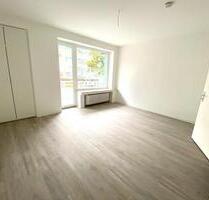 Geräumige 2-Zimmer-Wohnung mit weißem Bad und Balkon - Düsseldorf Stadtbezirk 3