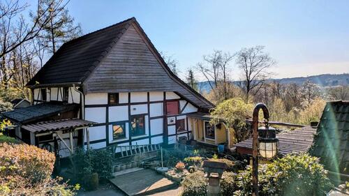Foto - Freistehendes Fachwerkhaus mitten in der Natur im Essener Süden